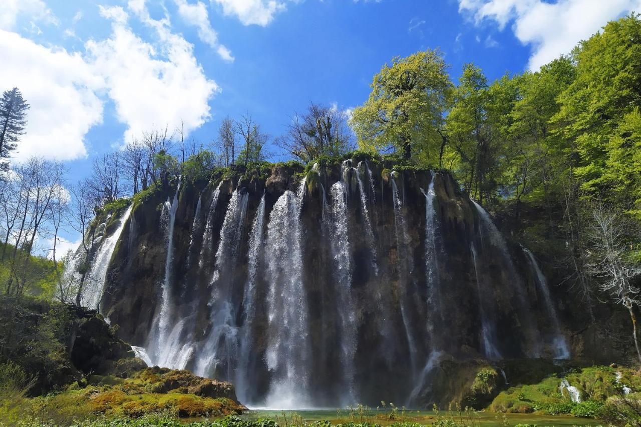 Plitvice Streaming Hotel Prijeboj Exterior photo